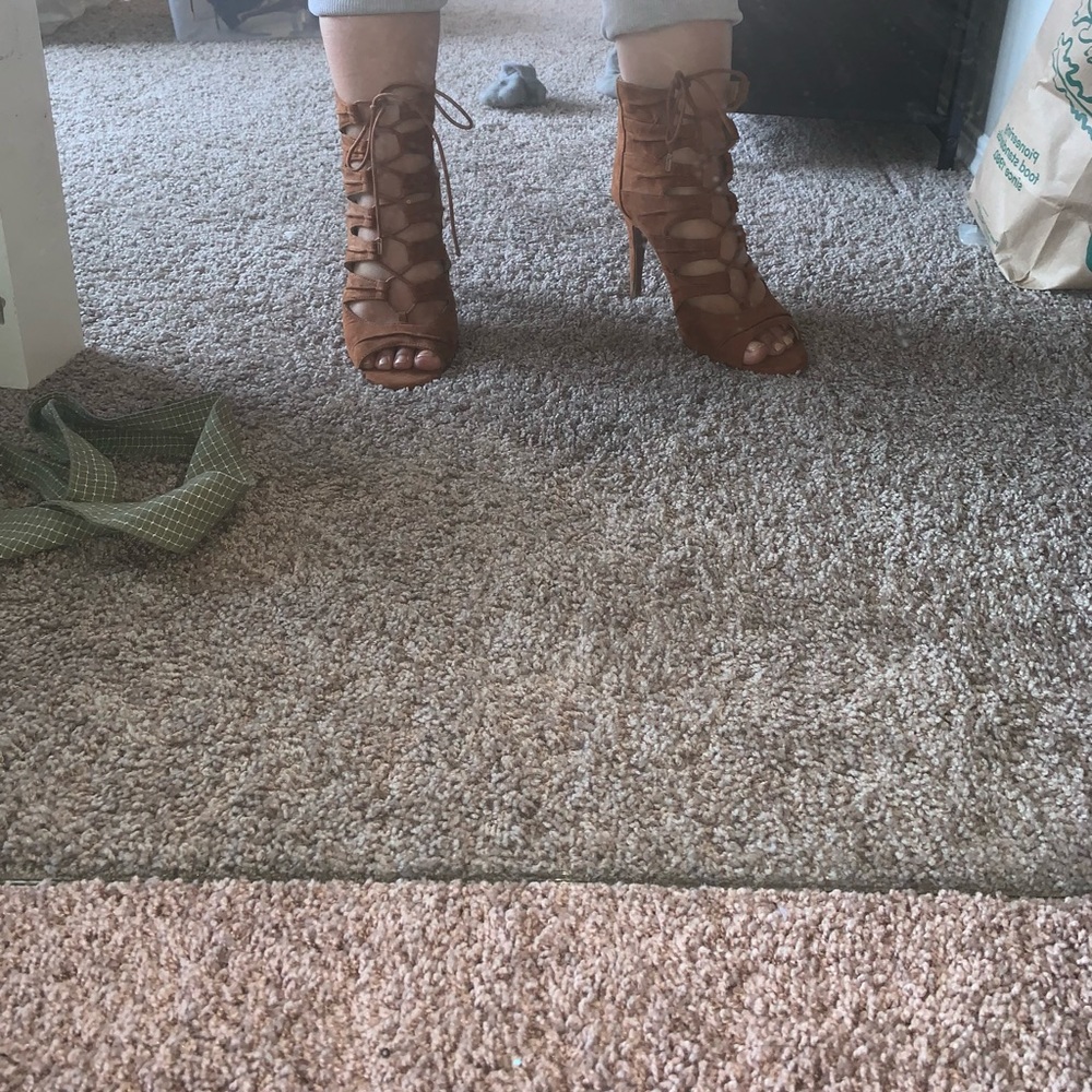 Size 9 Cut Out High Heels